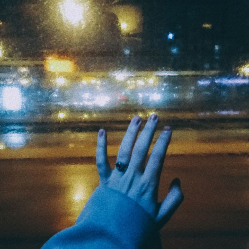 Mevsimsel Depresyon: Belirtileri ve Başa Çıkma Yolları