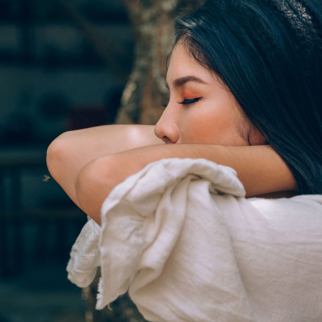 Şema Terapi Nedir? Kökenleri, İlkeleri ve Faydaları